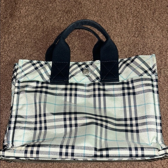 Authentic light blue Burberry Checkered Tote Bag - with free COA!! - Picture 5 of 7